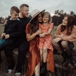 Meet your Posher, Courtney